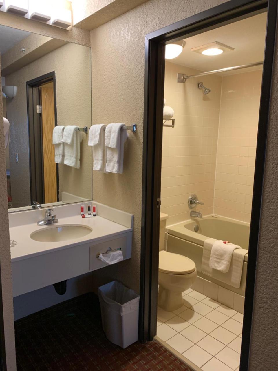 Ramada By Wyndham Hotel 3*