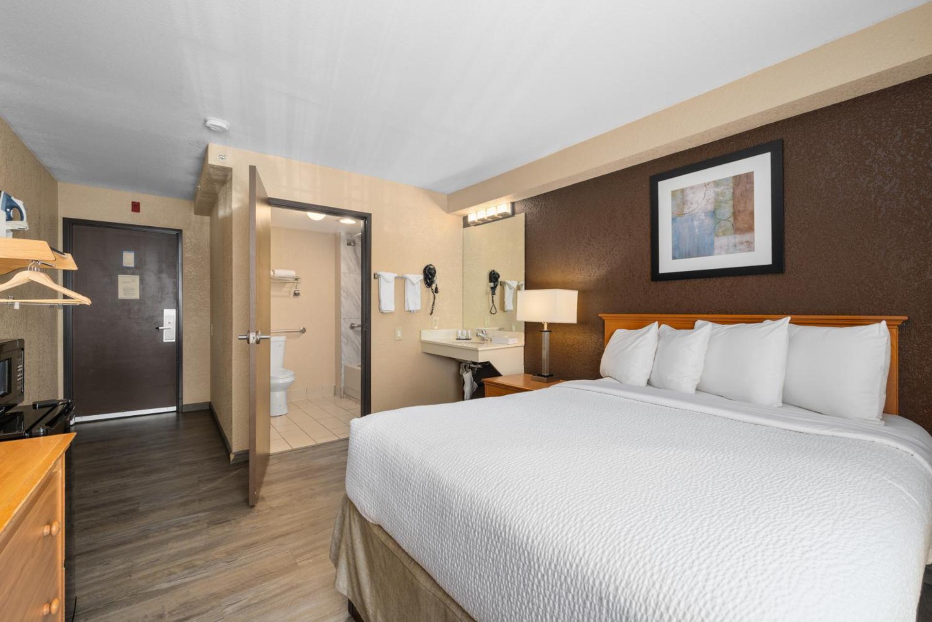 Ramada By Wyndham Portland