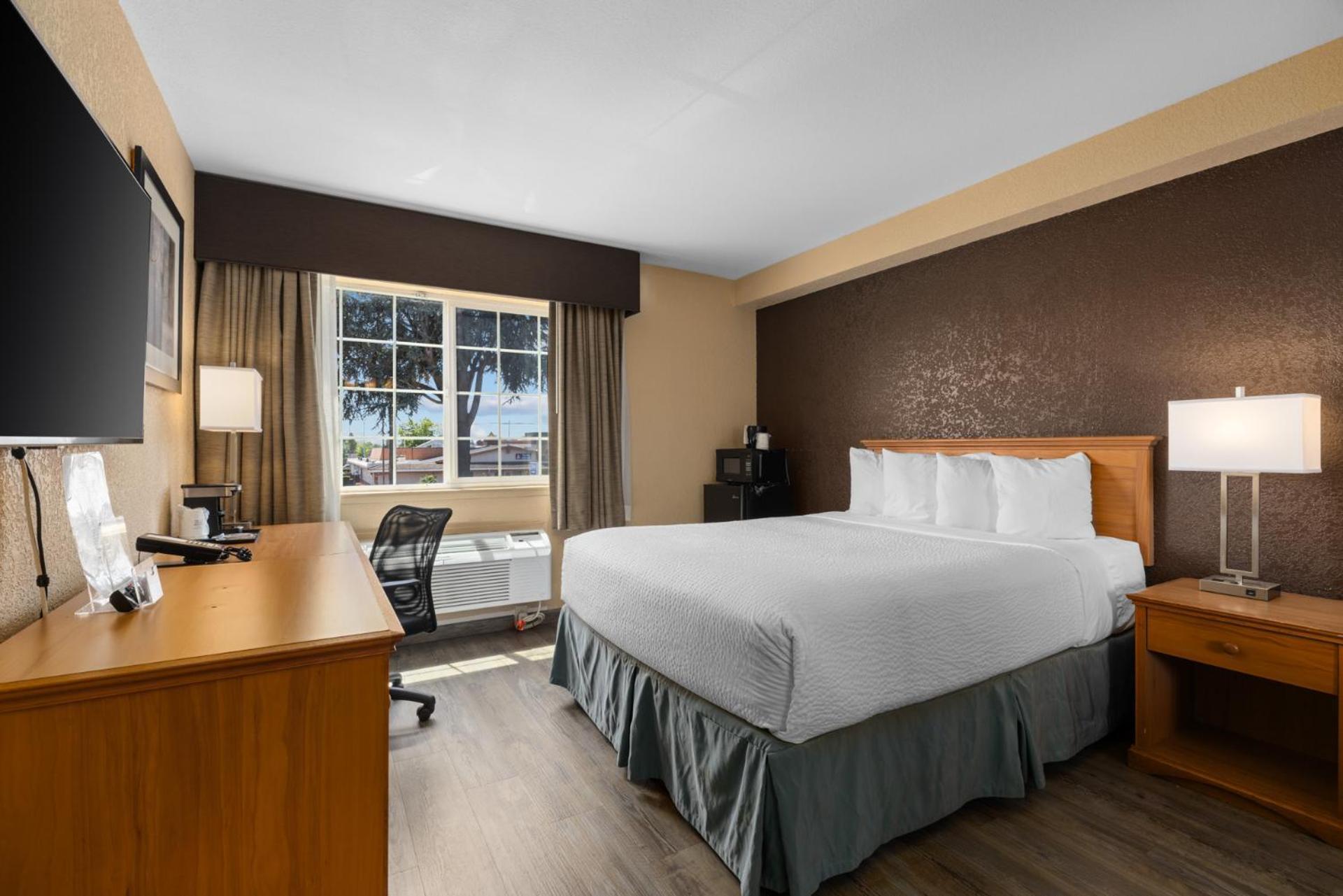 Ramada By Wyndham 3* Portland